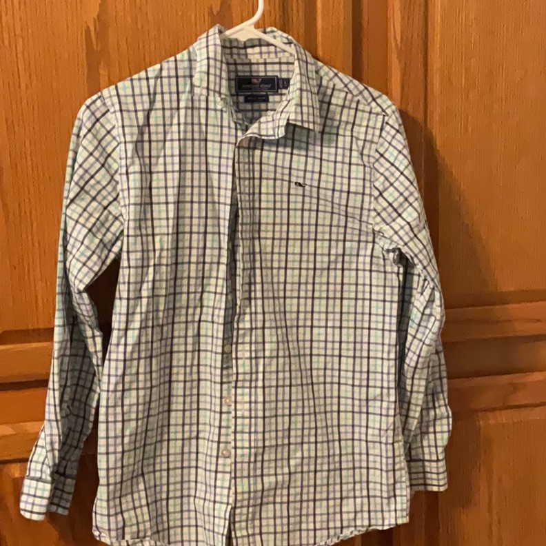 Gently Used Boys Vineyard Vines Button Down Shirt Size Large (16)